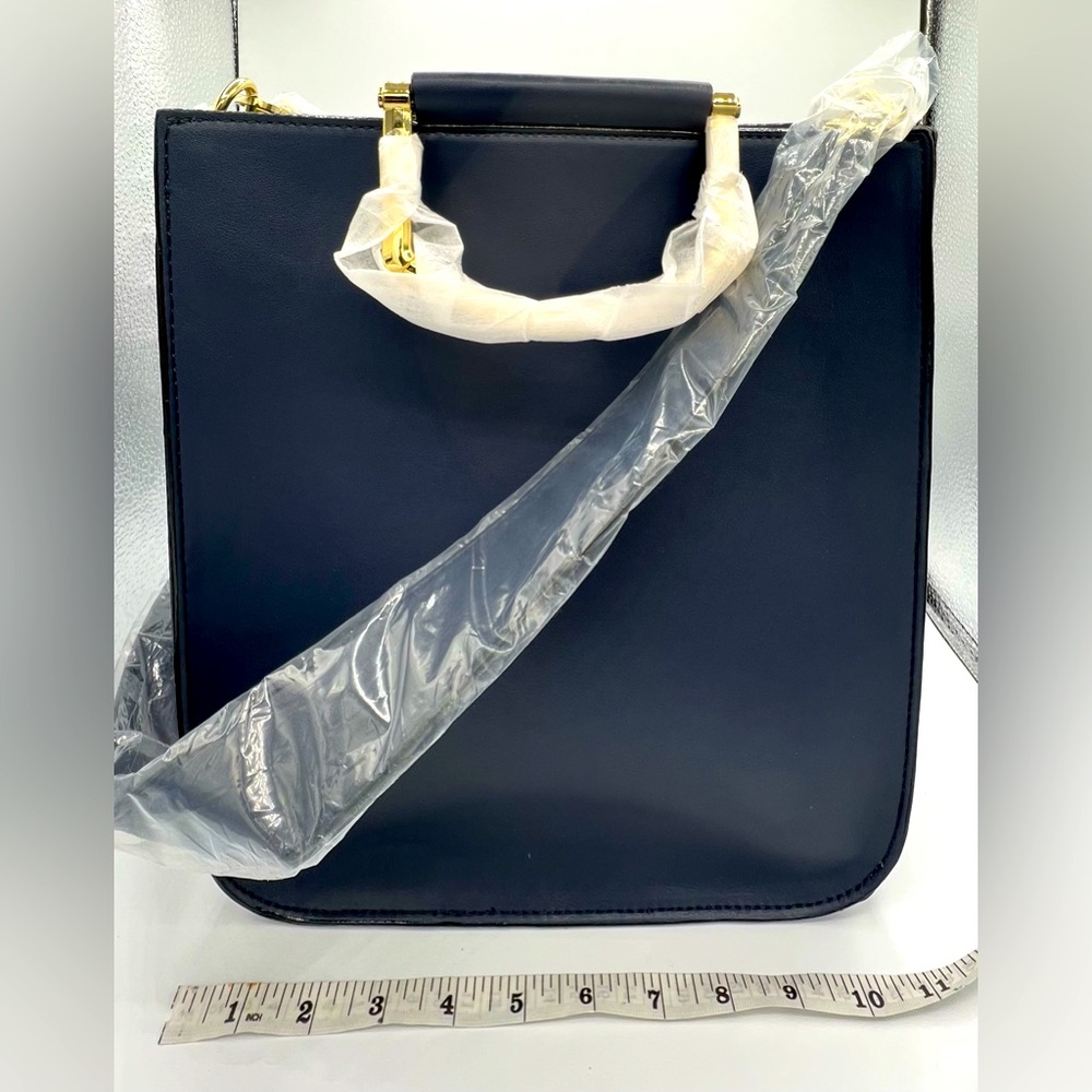 🌺Gianni Bini Navy Blue Devandra Satchel NWT🌸🌺